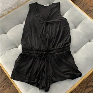Gap Wrap Front Button Short Sleeve Black Romper